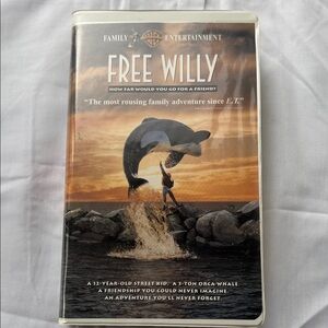 Free Willy VHS